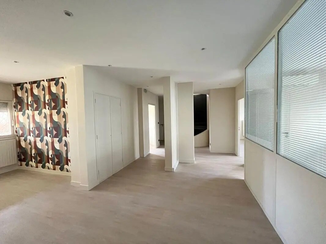 97 Rue Garibaldi, Lyon for lease Interior Photo- Image 1 of 27