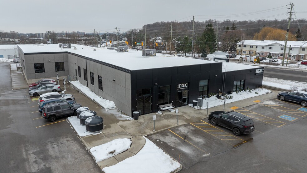 510 Weber St N, Waterloo, ON for lease - Building Photo - Image 2 of 10