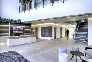 Plus de détails pour 3 Arlington Sq, Bracknell - Bureau à louer