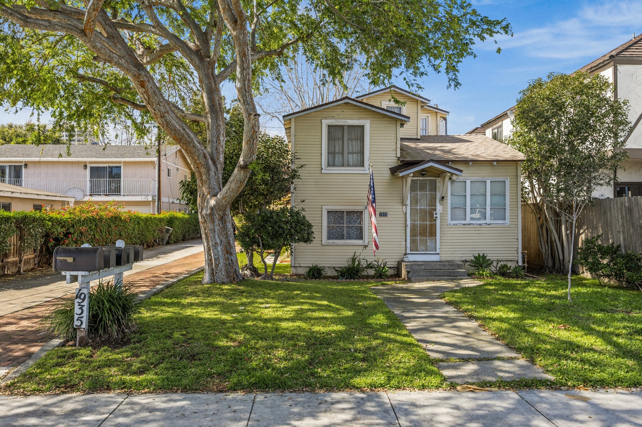 1935 Anaheim Ave, Costa Mesa, CA for sale Primary Photo- Image 1 of 14