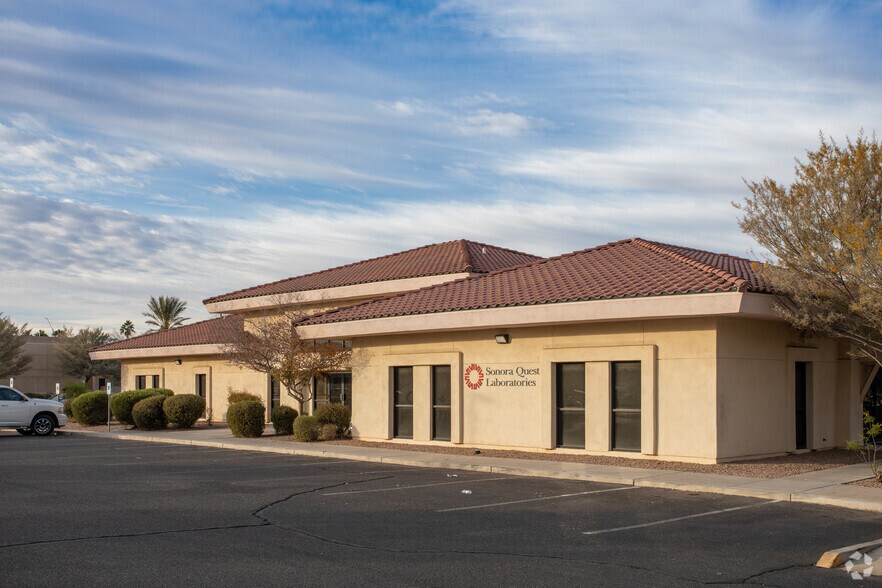 1860 E Salk Dr, Casa Grande, AZ à louer - Photo du bâtiment - Image 2 de 3