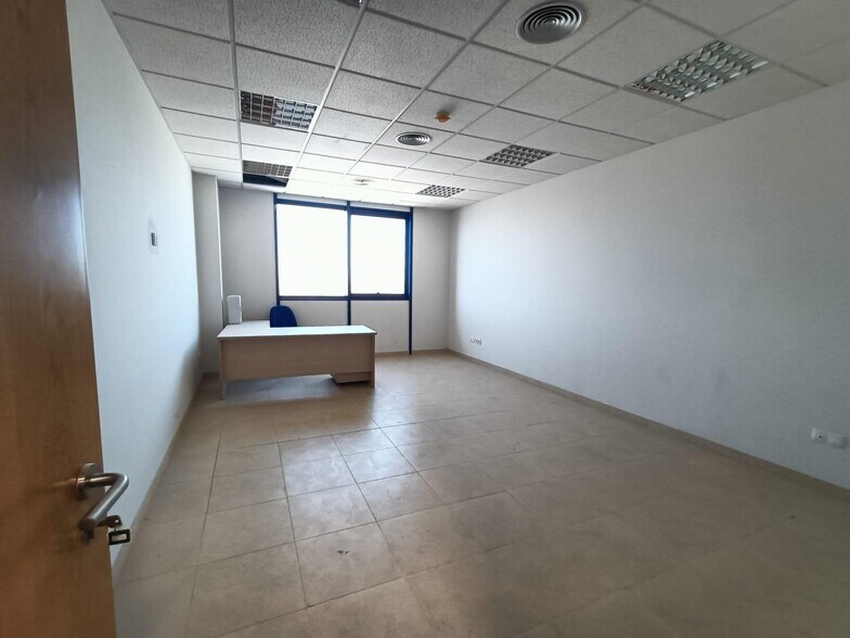 Office in Sevilla, Sevilla for lease - Building Photo - Image 1 of 13