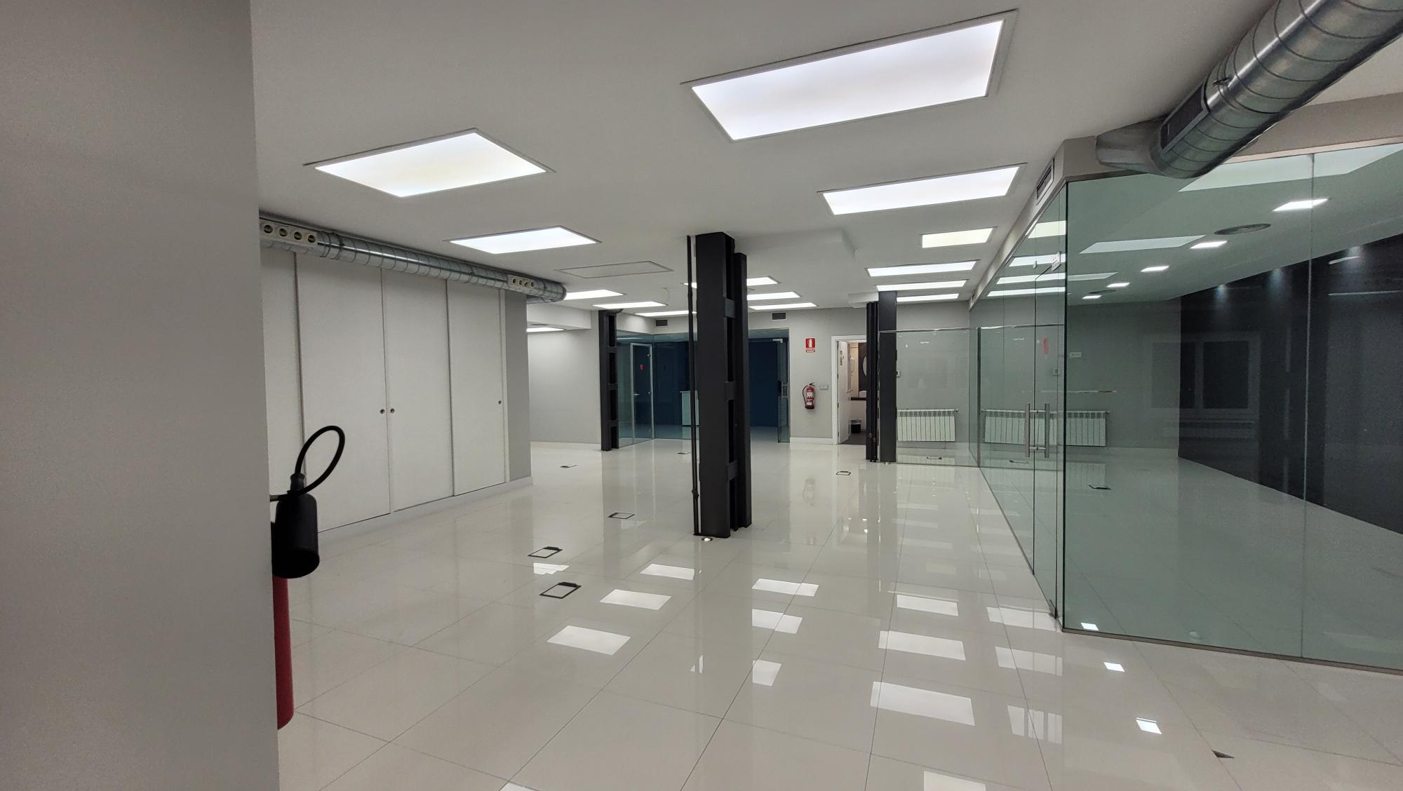 Office in Madrid, Madrid for lease Interior Photo- Image 1 of 12