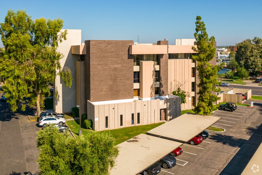 515 W Buckeye Rd, Phoenix, AZ à louer - Photo du bâtiment - Image 3 de 5