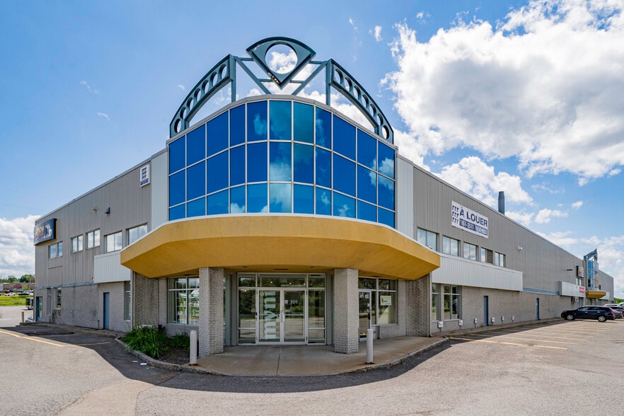 3220 Av Watt, Québec, QC à louer - Photo du bâtiment - Image 2 de 3