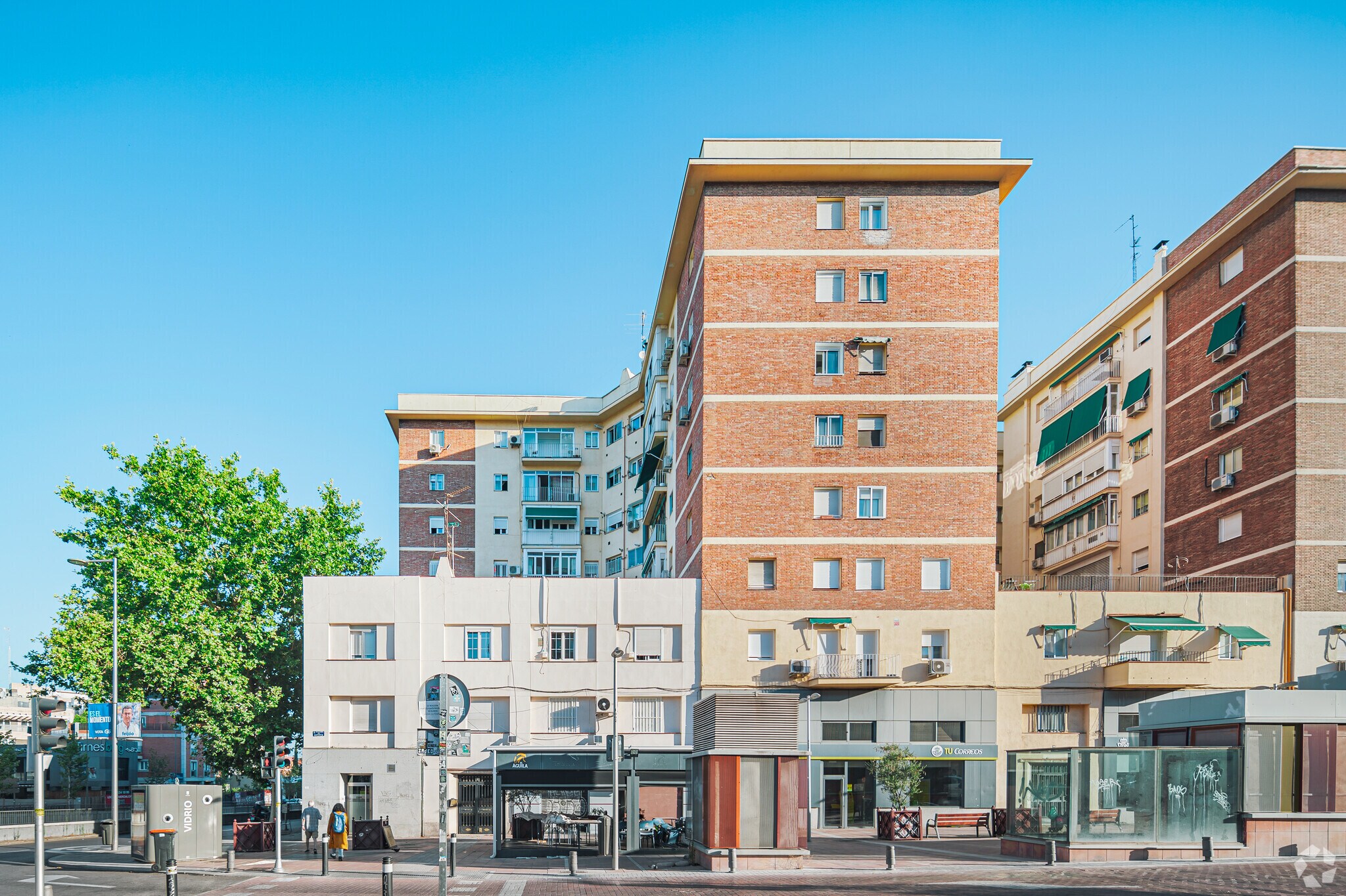 Calle de Francisco Silvela, 88, Madrid, Madrid for lease Primary Photo- Image 1 of 3