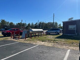 Plus de détails pour 9594 SE Maricamp Rd, Ocala, FL - Vente au détail à vendre