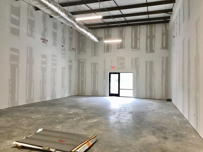 239 Griffin Blvd, Panama City Beach, FL à louer - Photo intérieure - Image 3 de 9