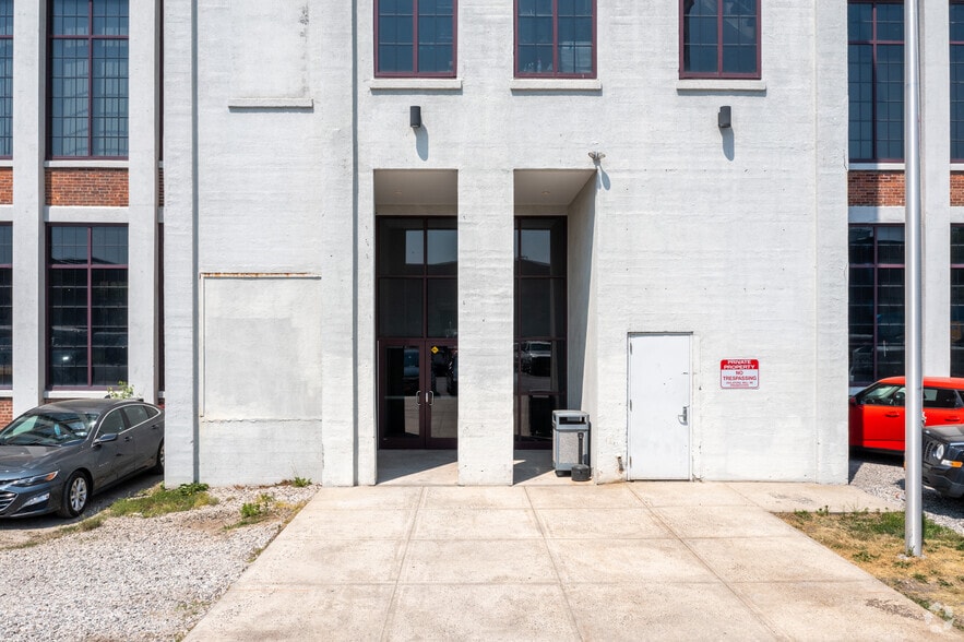 470 Nepperhan Ave, Yonkers, NY à louer - Photo du bâtiment - Image 3 de 11