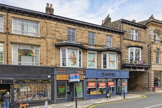 Plus de détails pour 2-4 Parliament St, Harrogate - Commerce de détail à louer