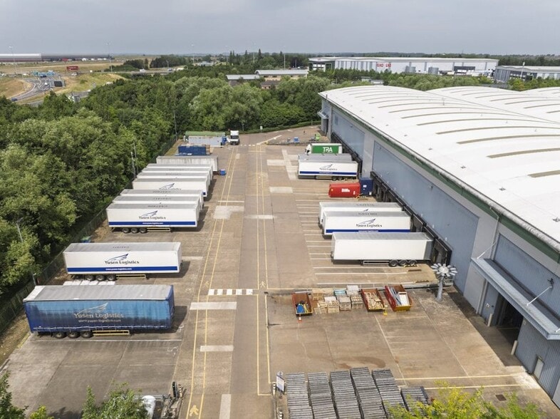 1 Cheaney Dr, Northampton for lease - Building Photo - Image 3 of 5