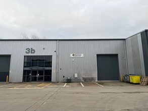 Gateway, Crewe for lease Building Photo- Image 1 of 4