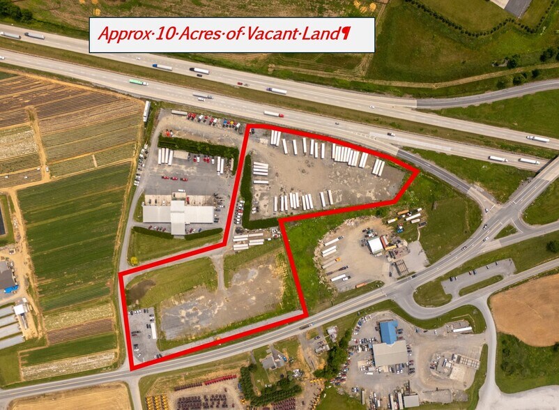 23 Truck Tech way, Shippensburg, PA à vendre - Photo du bâtiment - Image 3 de 8