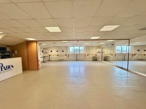 Mannings Heath Rd, Poole for lease Interior Photo- Image 2 of 2