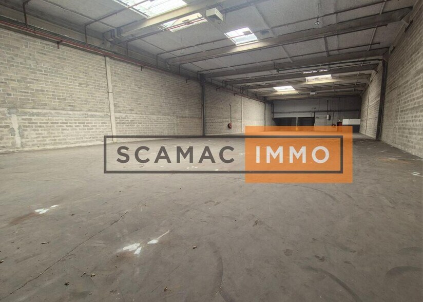 Industrial in Marly-la-Ville for lease - Interior Photo - Image 2 of 6