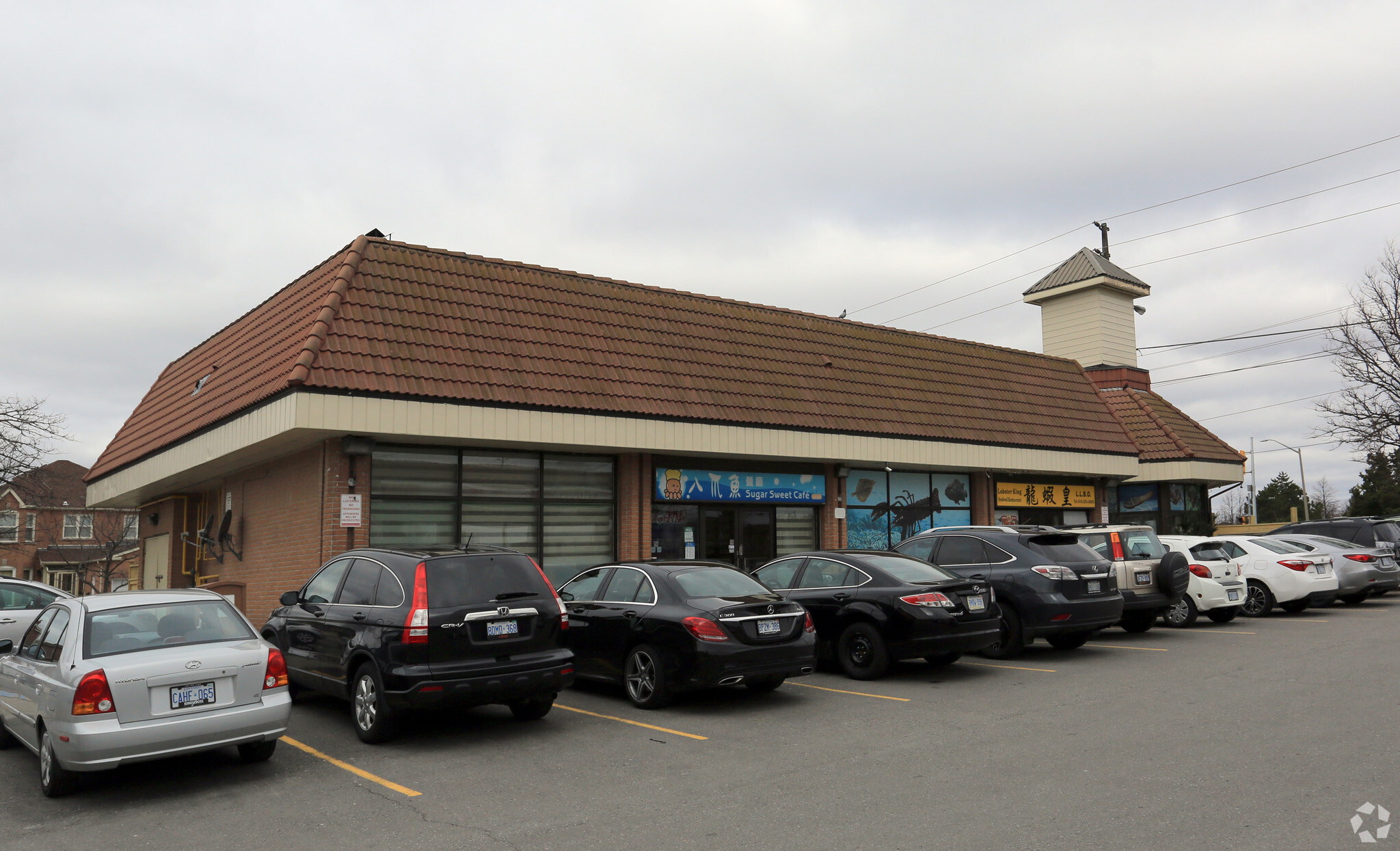 4911 Steeles Ave E, Toronto, ON for lease Primary Photo- Image 1 of 6