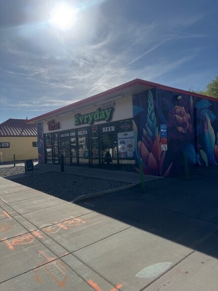 973 W North Temple, Salt Lake City, UT for lease - Building Photo - Image 3 of 12