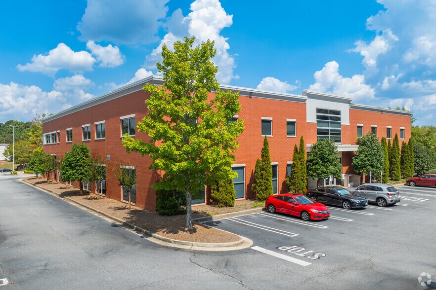 8225 Mall Pky, Lithonia, GA à louer - Photo du bâtiment - Image 2 de 6