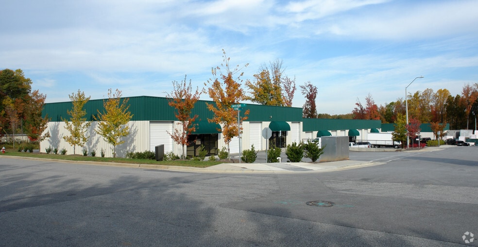 1900 AL Boat Dr, Raleigh, NC for lease - Building Photo - Image 3 of 8