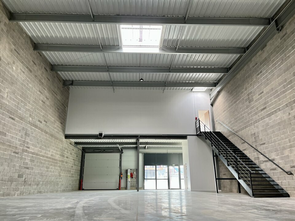 Flex in Le Havre for lease Interior Photo- Image 1 of 5