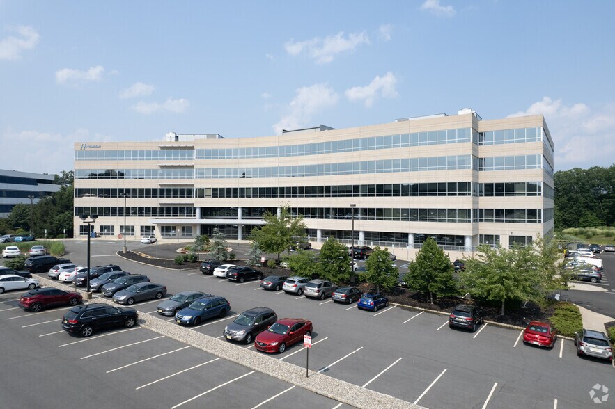 90 Matawan Rd, Matawan, NJ à louer - Photo du bâtiment - Image 3 de 11