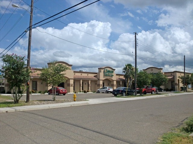 2404 S F St, Harlingen, TX à louer Photo principale- Image 1 de 7