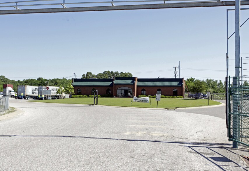 7762 Highway 178, Olive Branch, MS à louer - Photo du bâtiment - Image 1 de 4