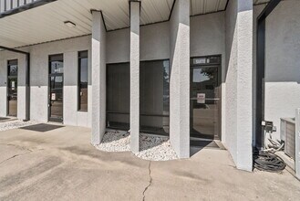 651 W 14th St, Panama City, FL for lease Interior Photo- Image 1 of 12