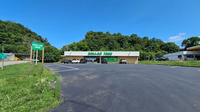 More details for 16426 Wise St, Saint Paul, VA - Retail for Sale