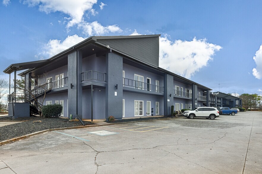 190 Lime Quarry Rd, Madison, AL à louer - Photo du bâtiment - Image 3 de 18