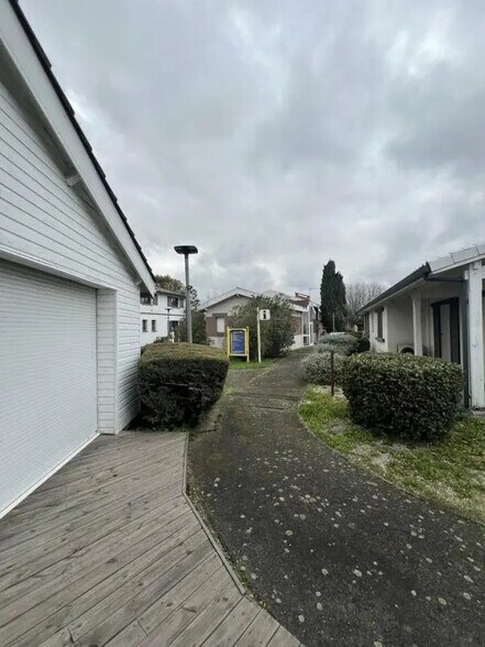 1 Avenue De L'Enclos, Portet-sur-Garonne à louer - Photo du bâtiment - Image 2 de 5