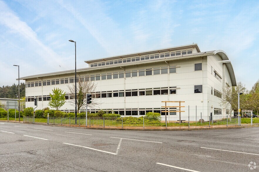 Dunleavy Dr, Cardiff à louer - Photo du bâtiment - Image 2 de 6