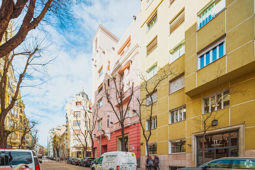 Calle Marqués Riscal, 11, Madrid, Madrid à louer - Photo du bâtiment - Image 3 de 4