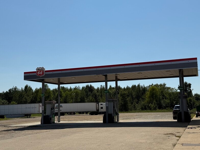 407 Highway 27 Byp, Nashville, AR à vendre - Photo du bâtiment - Image 2 de 18