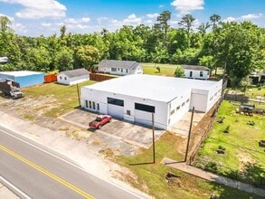 16493 SE Main St, Blountstown, FL à louer Photo du bâtiment- Image 2 de 13