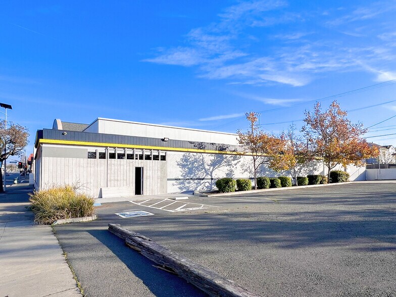 815 Tennessee St, Vallejo, CA à louer - Photo du bâtiment - Image 1 de 6