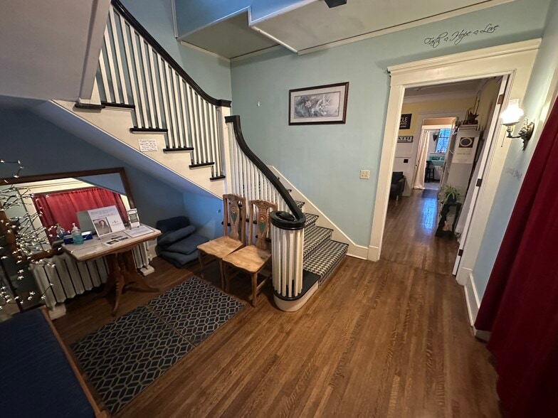 800 E Walnut St, Springfield, MO for sale - Building Photo - Image 3 of 9