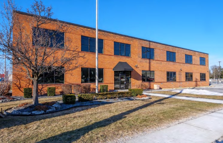 310 Ellis St E, Windsor, ON à vendre - Photo du bâtiment - Image 2 de 6