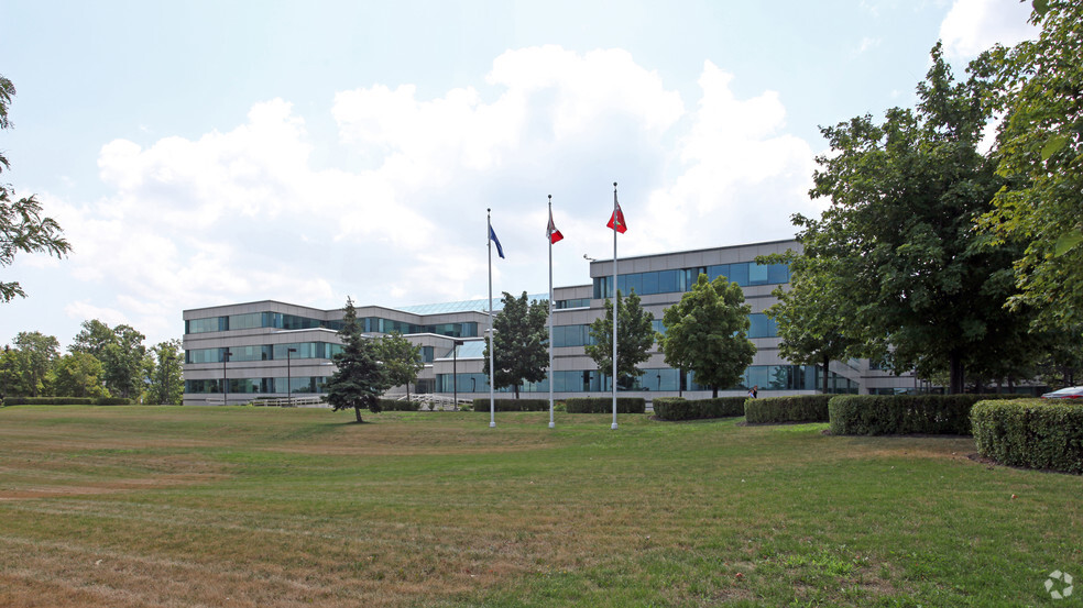 2300 Meadowvale Blvd, Mississauga, ON for lease - Building Photo - Image 3 of 5