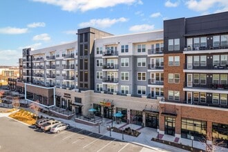 2141 Century Farms Pky, Antioch, TN for lease Building Photo- Image 2 of 2