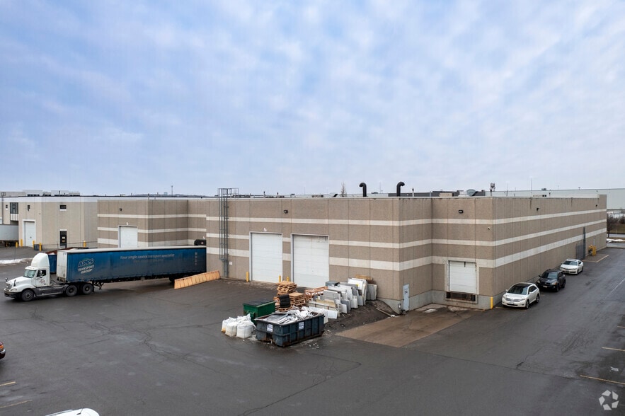 1290 Creditstone Rd, Vaughan, ON for sale - Building Photo - Image 2 of 4