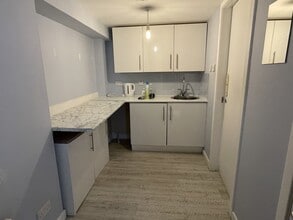 11-13 Scott Skinner Sq, Banchory à louer Photo intérieure- Image 2 de 3