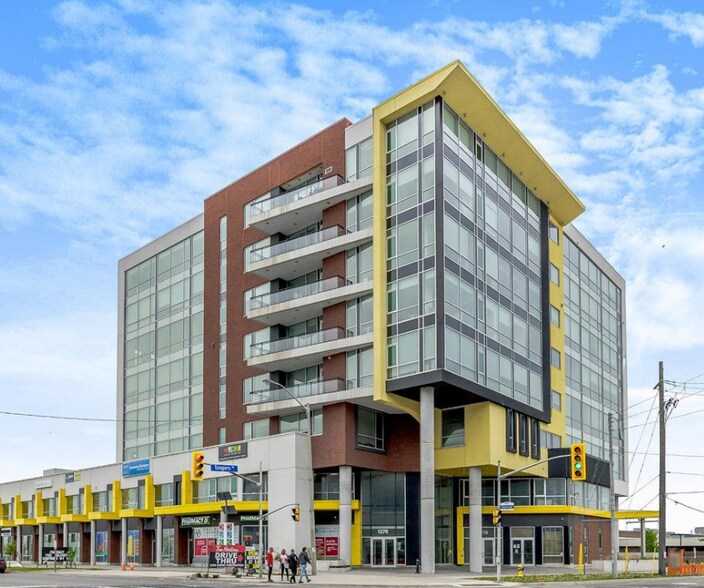 1275 Finch Ave W, Toronto, ON à vendre - Photo du bâtiment - Image 1 de 21