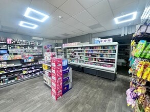 48 High St, Holywell for lease Interior Photo- Image 2 of 5