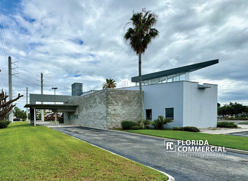 10200 S US Highway 1, Port Saint Lucie, FL à vendre - Photo du bâtiment - Image 3 de 24