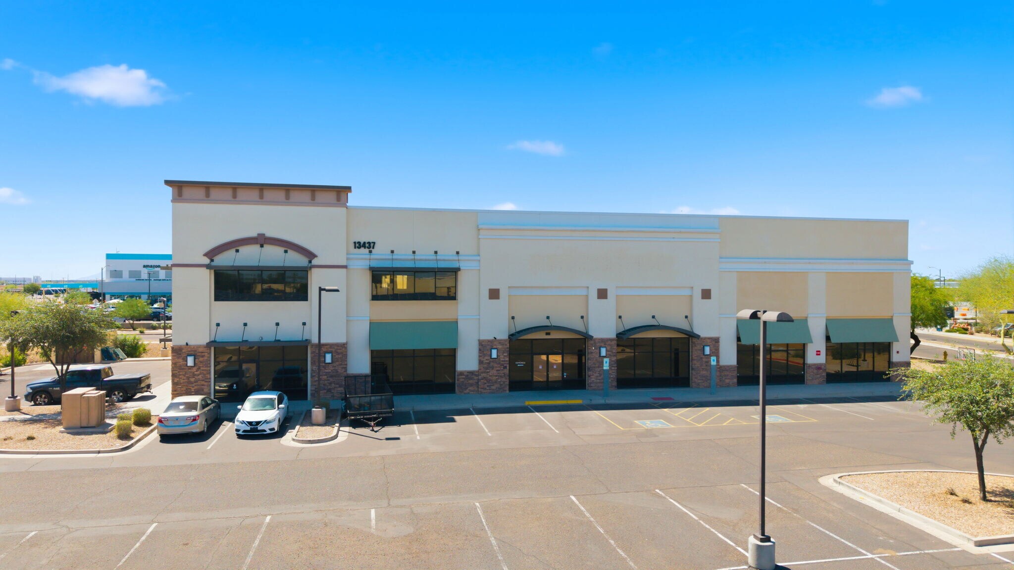 13437 N Litchfield Rd, Surprise, AZ à vendre Photo du bâtiment- Image 1 de 12
