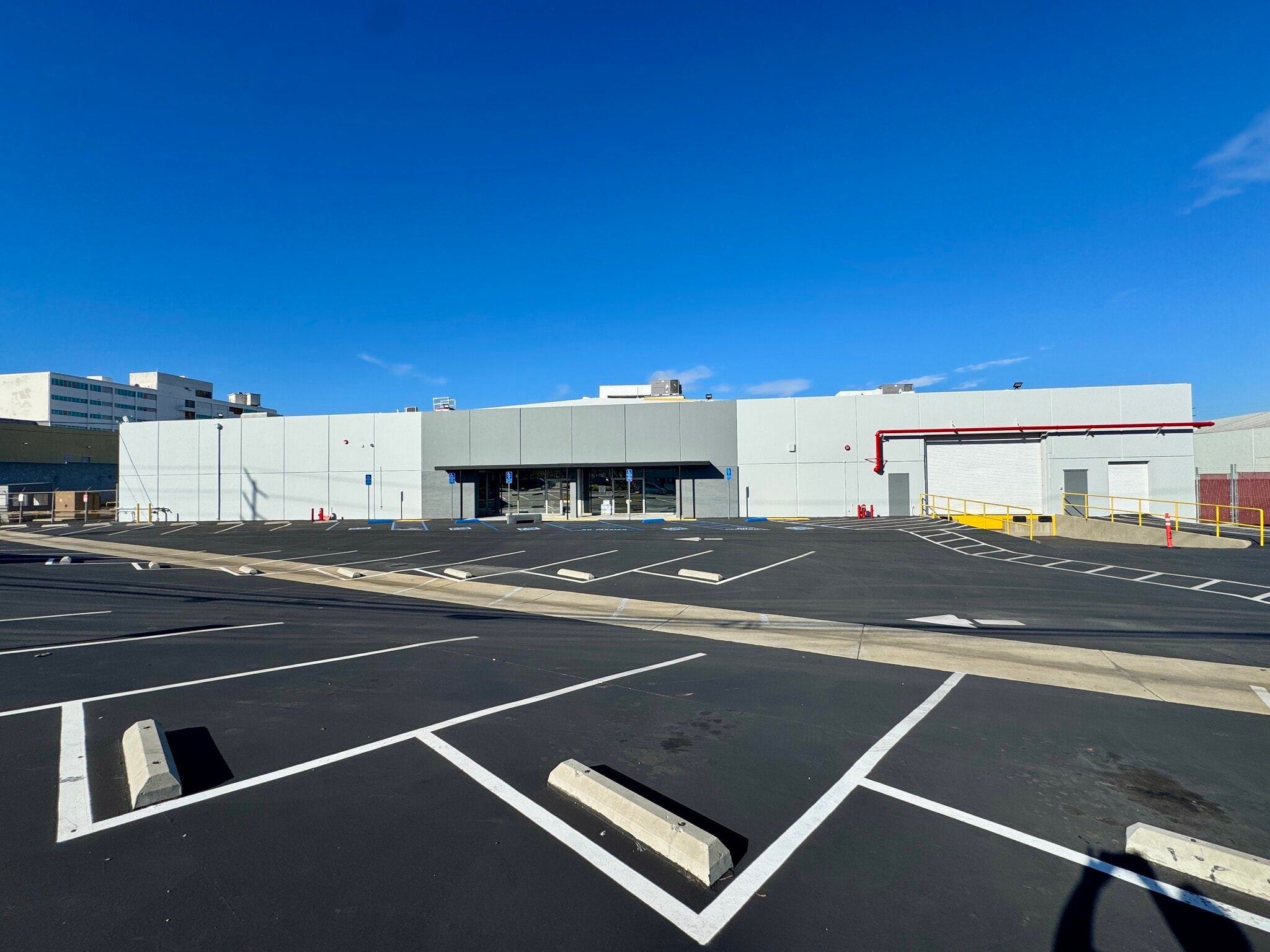 1917-1921 E Mariposa Ave, El Segundo, CA à louer Photo intérieure- Image 1 de 29