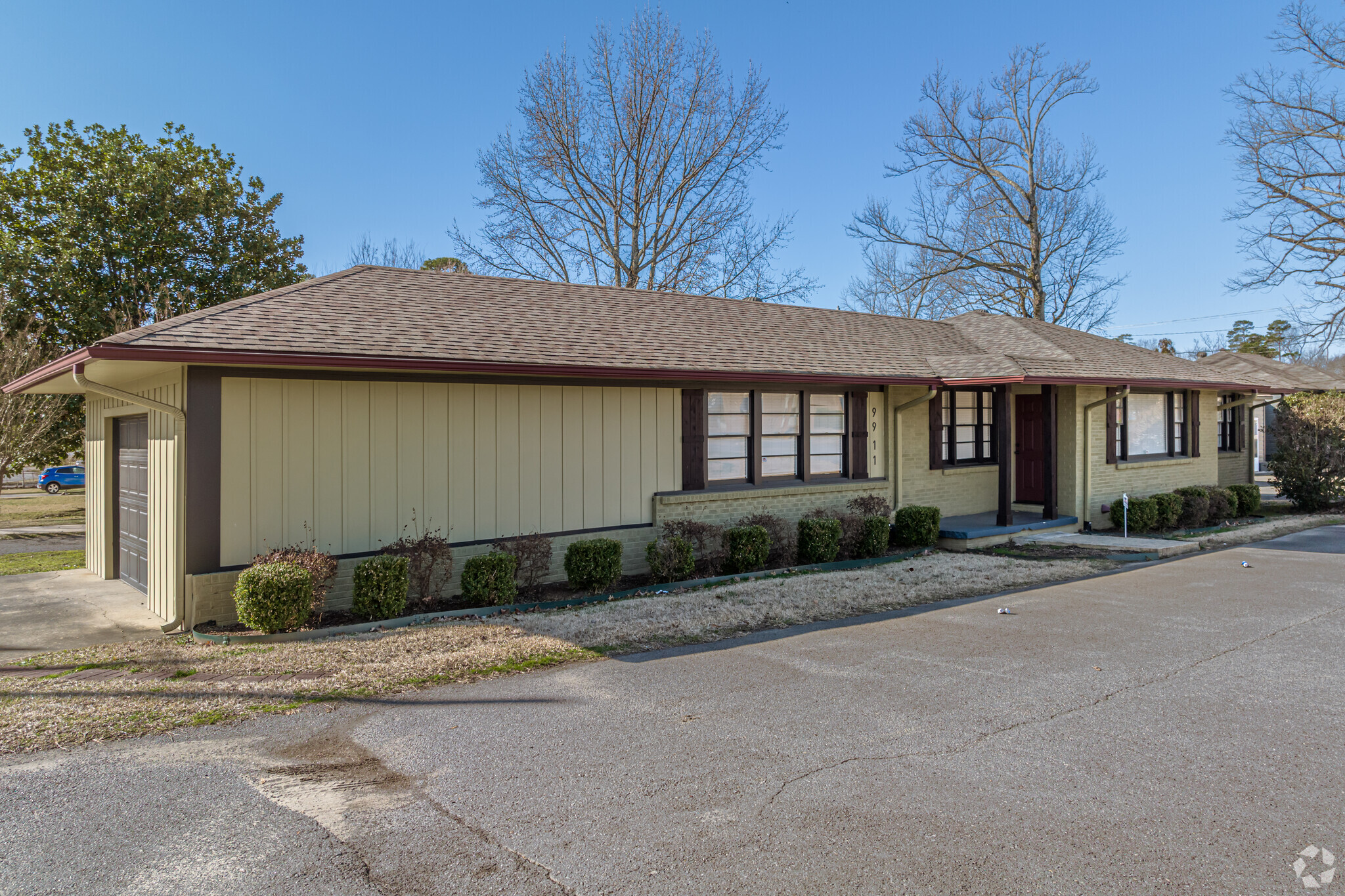 9911 W Markham St, Little Rock, AR for lease Primary Photo- Image 1 of 5