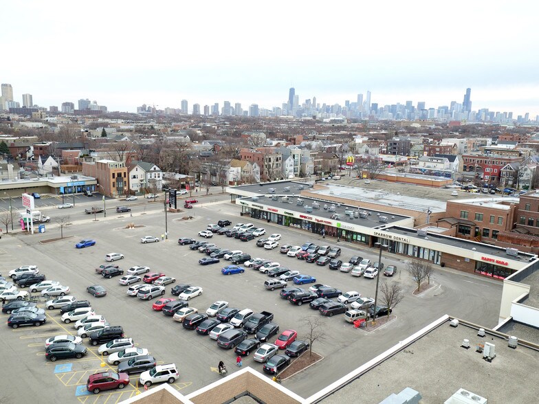 2862-2924 N Ashland Ave, Chicago, IL à louer - Aérien - Image 2 de 3