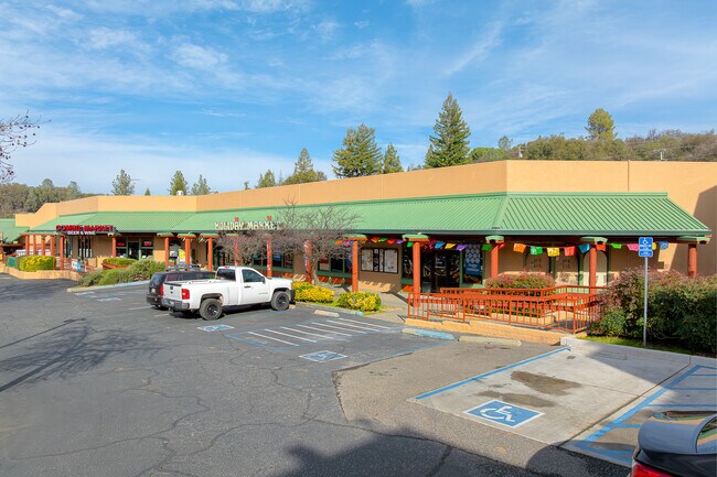 Plus de détails pour 10868-10966 Combie Rd, Auburn, CA - Bureau/Médical, Commerce de détail à louer